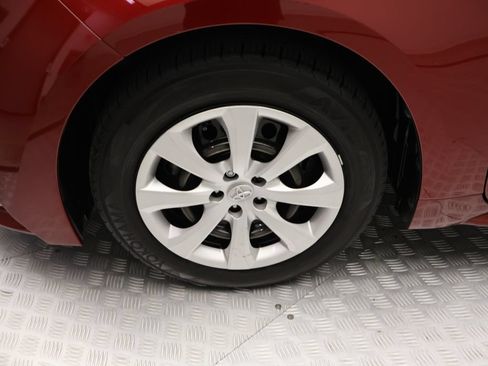 Used 2025 Toyota Corolla LE FWD image 4