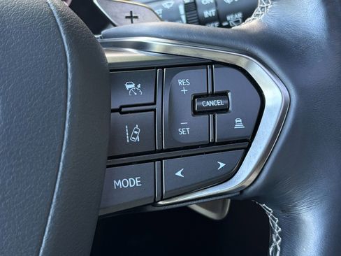 Used 2022 Lexus LX 600 4WD w/ Accessory Package (Z1) image 36