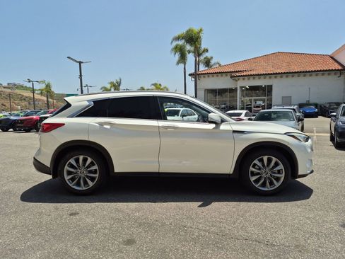 Used 2020 INFINITI QX50 Luxe w/ Cargo Package FWD image 6