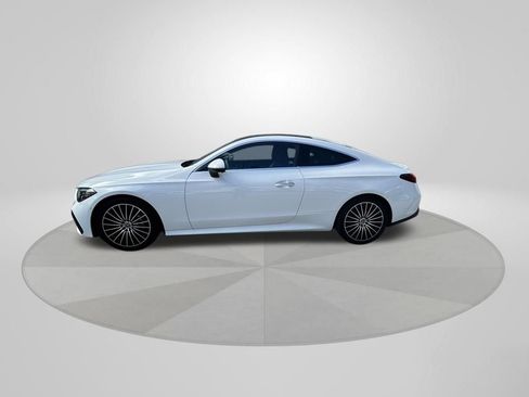 Used 2025 Mercedes-Benz CLE 450 4MATIC Coupe image 4