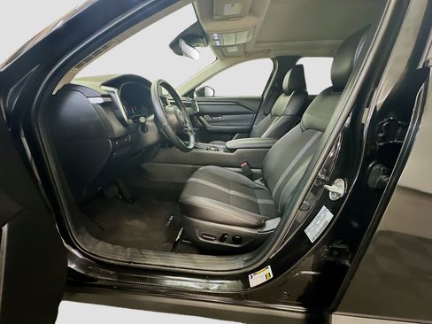 Used 2025 MAZDA CX-50 AWD 2.5 S w/ Premium Package image 13