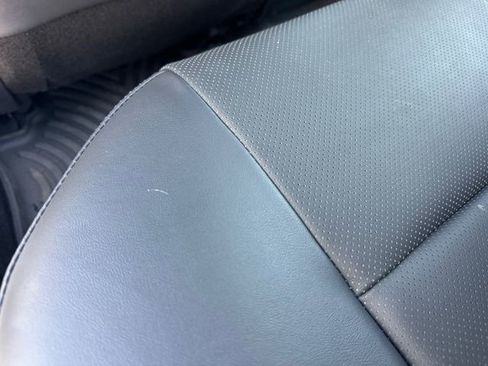 Used 2025 Toyota Prius XLE FWD image 13