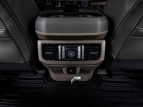 Used 2026 Ford F450 Platinum w/ Platinum Plus Package image 30