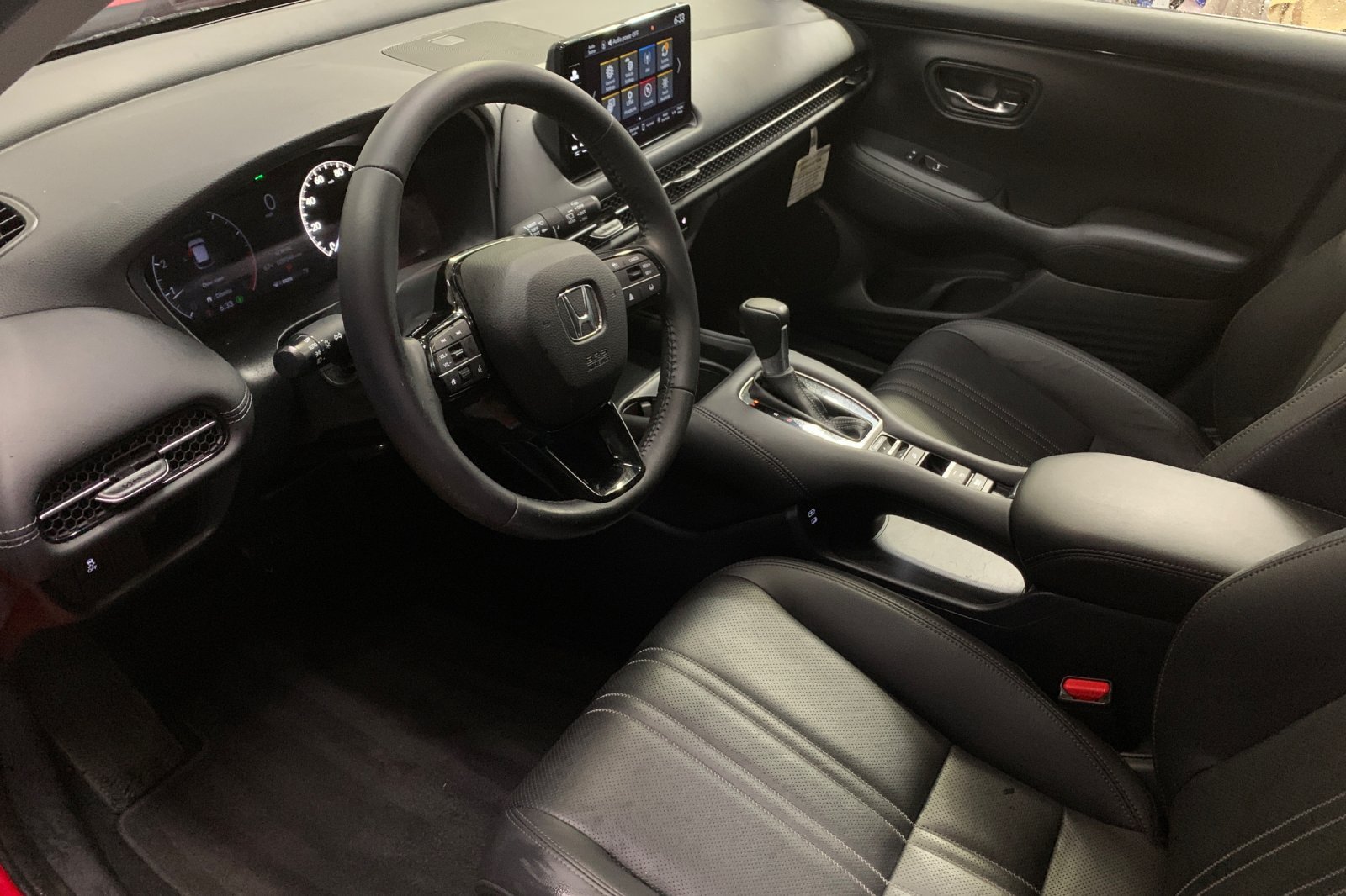 Used 2024 Honda HR-V EX-L image 12