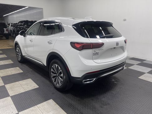 Used 2025 Buick Envision Preferred image 2