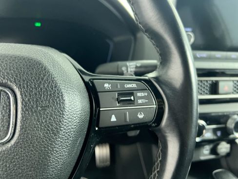 Used 2023 Honda Civic Sport image 12