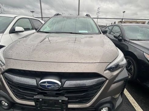 Used 2024 Subaru Outback Premium image 2