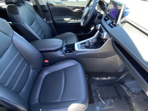 Certified 2023 Toyota RAV4 XLE Premium image 10