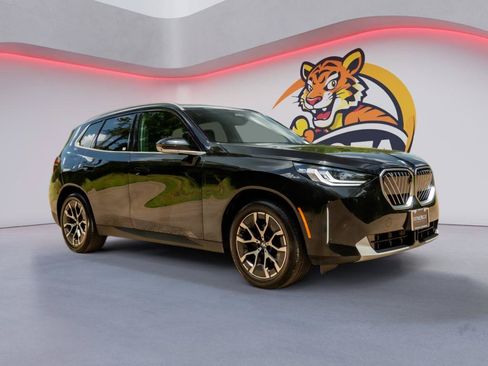 Used 2026 BMW X3 xDrive30i AWD/4WD image 3