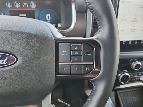 Used 2024 Ford F150 Platinum image 22