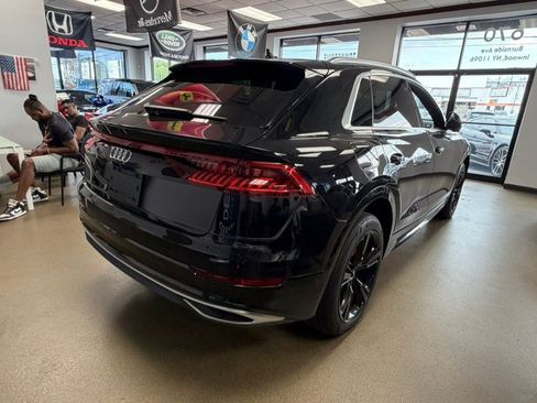 Used 2021 Audi Q8 Premium Plus w/ Premium Plus Package AWD/4WD image 14