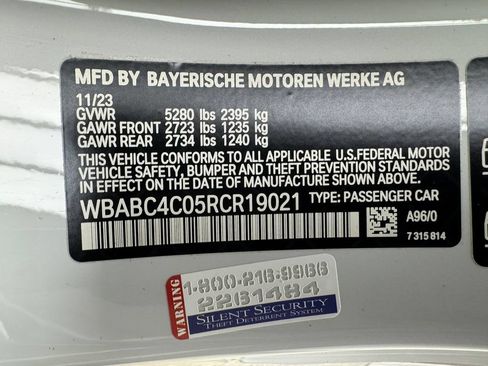 Used 2024 BMW M850i xDrive Coupe w/ Driving Assistance Package AWD/4WD image 31