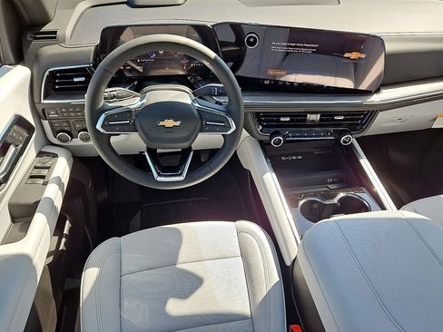 New 2025 Chevrolet Tahoe Premier w/ Sun And Tow Package image 9