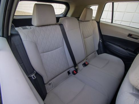 Used 2022 Toyota Corolla Cross L FWD image 17
