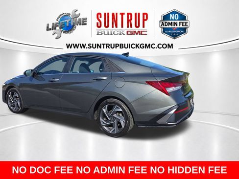 Used 2025 Hyundai Elantra SEL FWD image 4