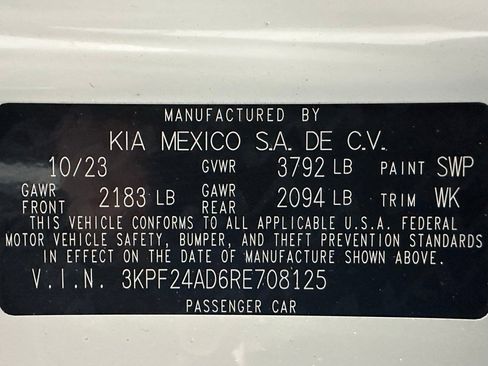 Used 2024 Kia Forte LXS image 11