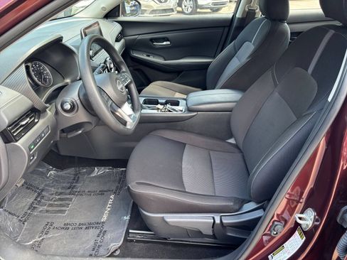 Used 2025 Nissan Sentra SV FWD image 24