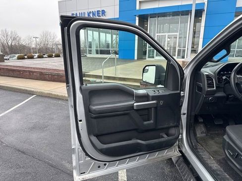 Used 2016 Ford F150 XLT w/ Equipment Group 302A Luxury image 9