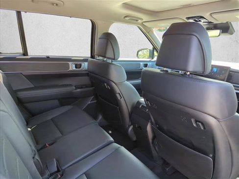 Used 2024 Hyundai Santa Fe Limited image 24