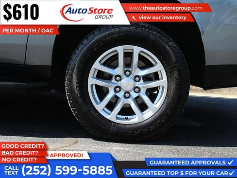 Used 2021 Chevrolet Suburban LT RWD image 9