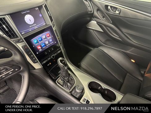 Used 2017 INFINITI Q60 3.0t w/ Cargo Package RWD image 27