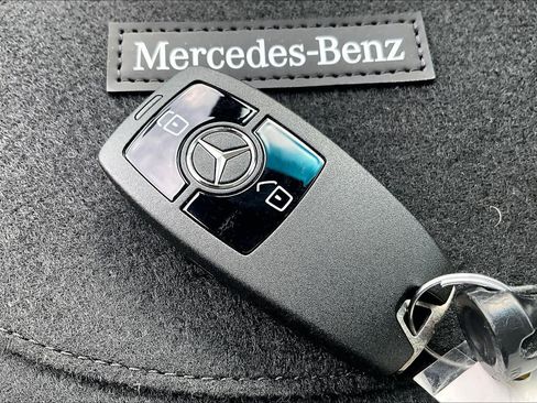 Used 2025 Mercedes-Benz Sprinter 2500 image 15