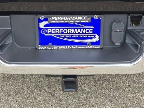 Used 2023 RAM 1500 Laramie AWD/4WD image 27