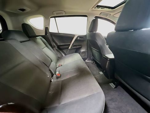 Used 2016 Toyota RAV4 XLE FWD image 26