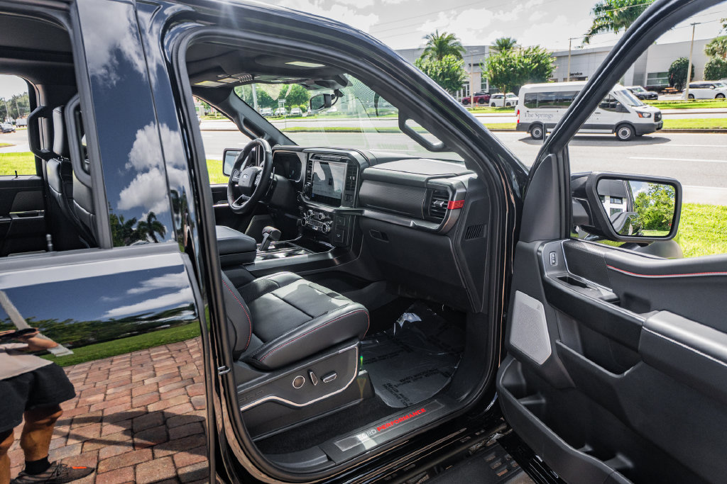 Used 2026 Ford F150 Raptor AWD/4WD image 34