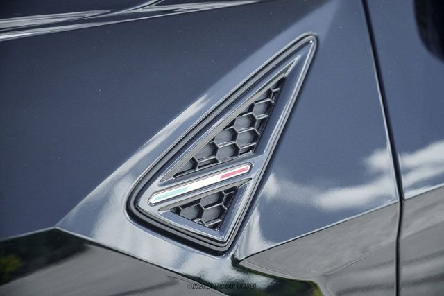 Used 2024 Lamborghini Urus S AWD/4WD image 92