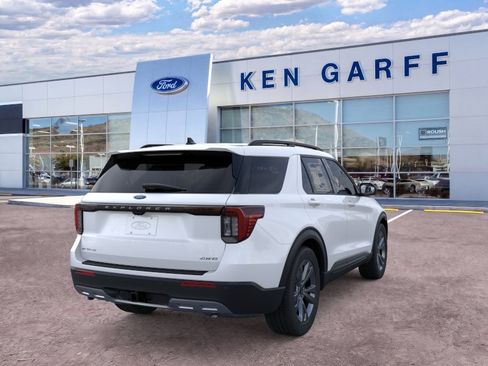 New 2026 Ford Explorer Active w/ Active Comfort Package AWD/4WD image 9
