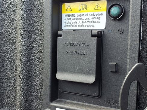 Used 2024 Ford F350 Lariat w/ Lariat Ultimate Package image 25