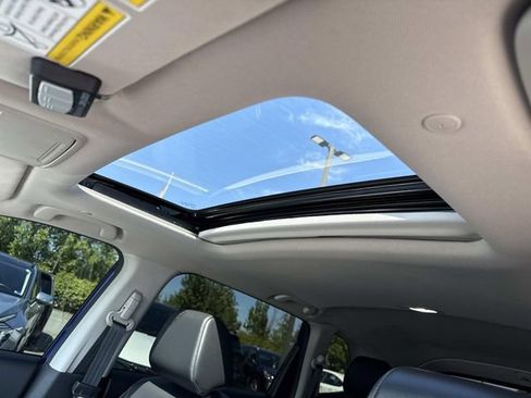 Used 2023 Honda CR-V EX-L image 16