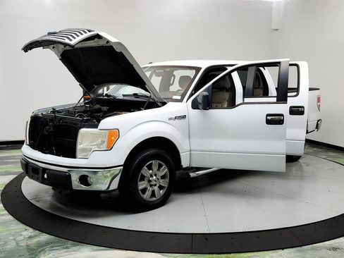 Used 2010 Ford F150 XLT image 9