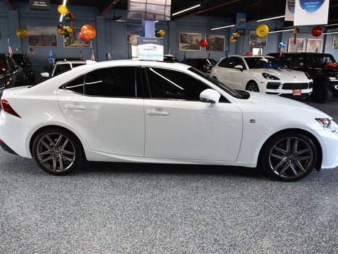 Used 2016 Lexus IS 300 F Sport image 2