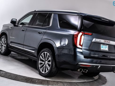Used 2021 GMC Yukon Denali w/ Denali Premium Package image 4