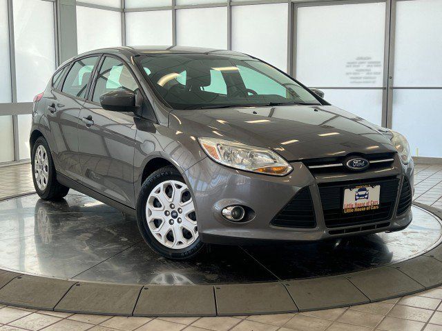 Used 2012 Ford Focus SE FWD image 1