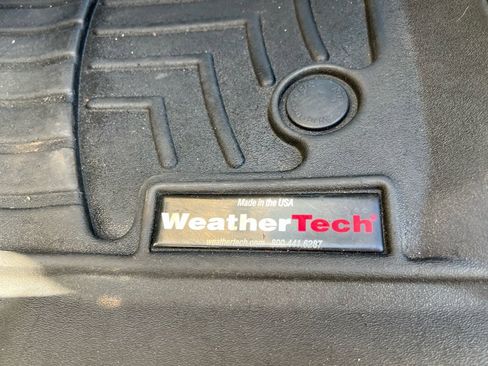 Used 2017 Ford F250 XLT w/ Snow Plow Prep Package image 15