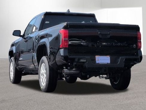 New 2026 Toyota Tacoma SR5 RWD image 7