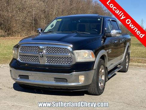 Used 2014 RAM 1500 Laramie w/ Convenience Group image 3