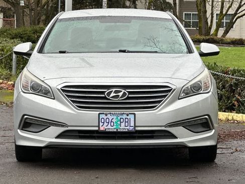 Used 2015 Hyundai Sonata SE image 10