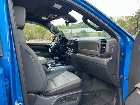 Used 2023 Chevrolet Silverado 1500 ZR2 w/ Technology Package image 48