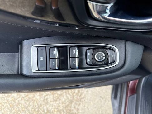Used 2023 Subaru Outback Touring AWD/4WD image 10