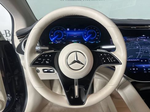 Certified 2023 Mercedes-Benz EQS 580 4MATIC Sedan image 26