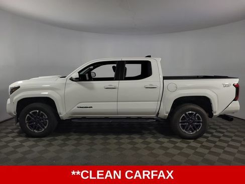 Used 2024 Toyota Tacoma TRD Sport RWD image 5