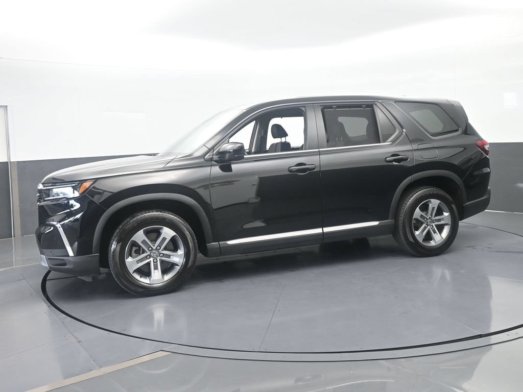 Used 2025 Honda Pilot EX-L image 2