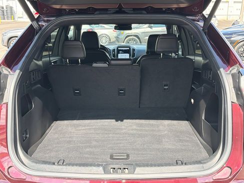 Used 2022 Ford Edge ST-Line image 11