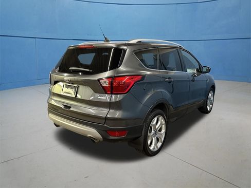 Used 2019 Ford Escape Titanium image 11