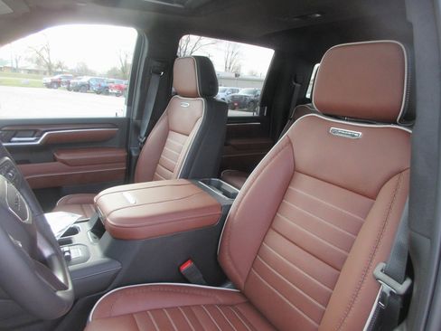 New 2026 GMC Sierra 3500 Denali Ultimate image 14