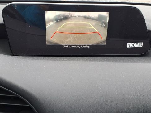 Used 2023 MAZDA MAZDA3 s image 17